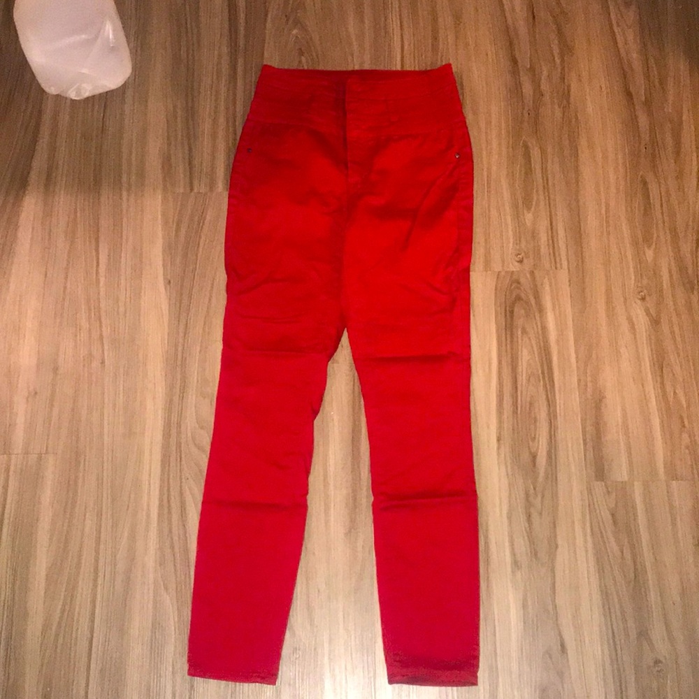 Red jeggings